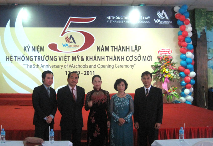 Savitech: Kỷ niệm 5 năm khai trương trụ sở chính Hệ thống trường quốc tế Việt Mỹ VASchools và khánh thành công trình xây dựng tòa nhà 6 tầng với 50 phòng học mới